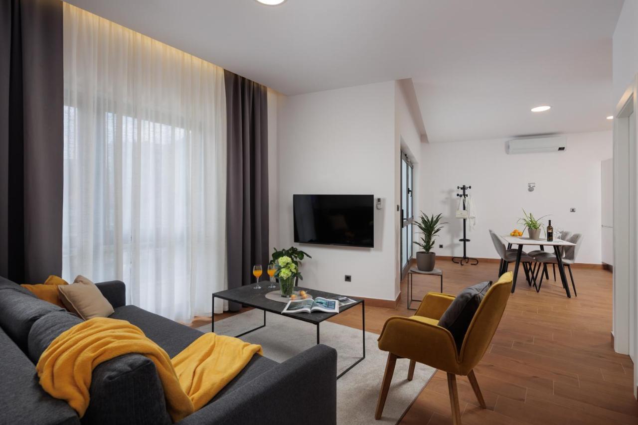 Terra 5 Deluxe Apartment On The Ground Floor With Private Parking Rijeka Buitenkant foto